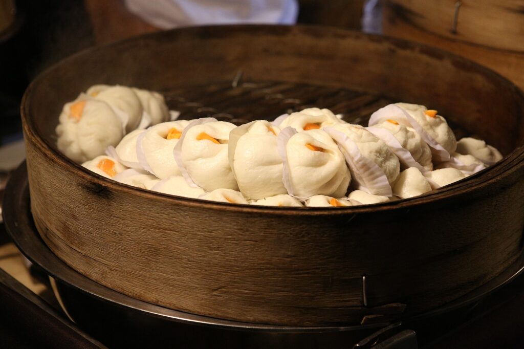 Experience Incredible Hawkers Asian Street Food: Bangkok’s 2025 Flavorful Guide